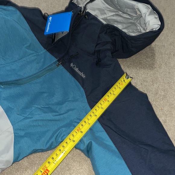 Columbia Winter Jacket - Picture 12 of 12